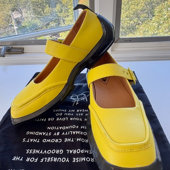 John Fluevog Future Angel Tayler Mary Janes - Picture 2 of 3